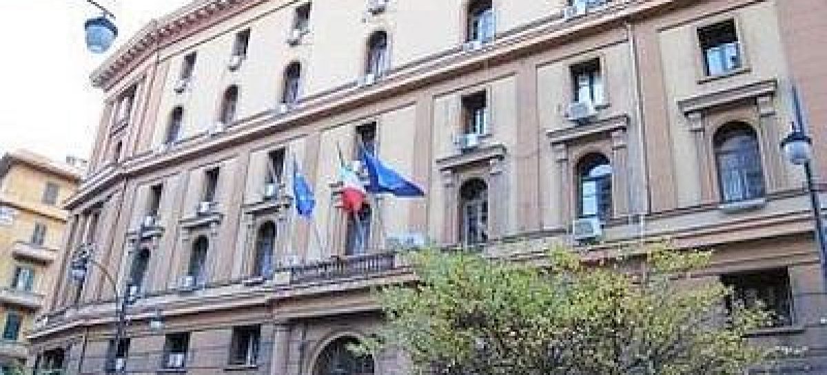 Regione Campania, il Consiglio ha approvato la Risoluzione al Documento di Economia e Finanza 2019/2021. Si punta all’incremento della crescita e dell’ occupazione. Opposizione “Nessun intervento per il dissesto idrogeologico”