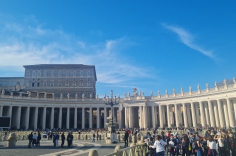 Roma, nuovi 21 cardinali. La “rivoluzione” di Papa Francesco: la Chiesa è sempre più spostata sui Paesi in via di sviluppo