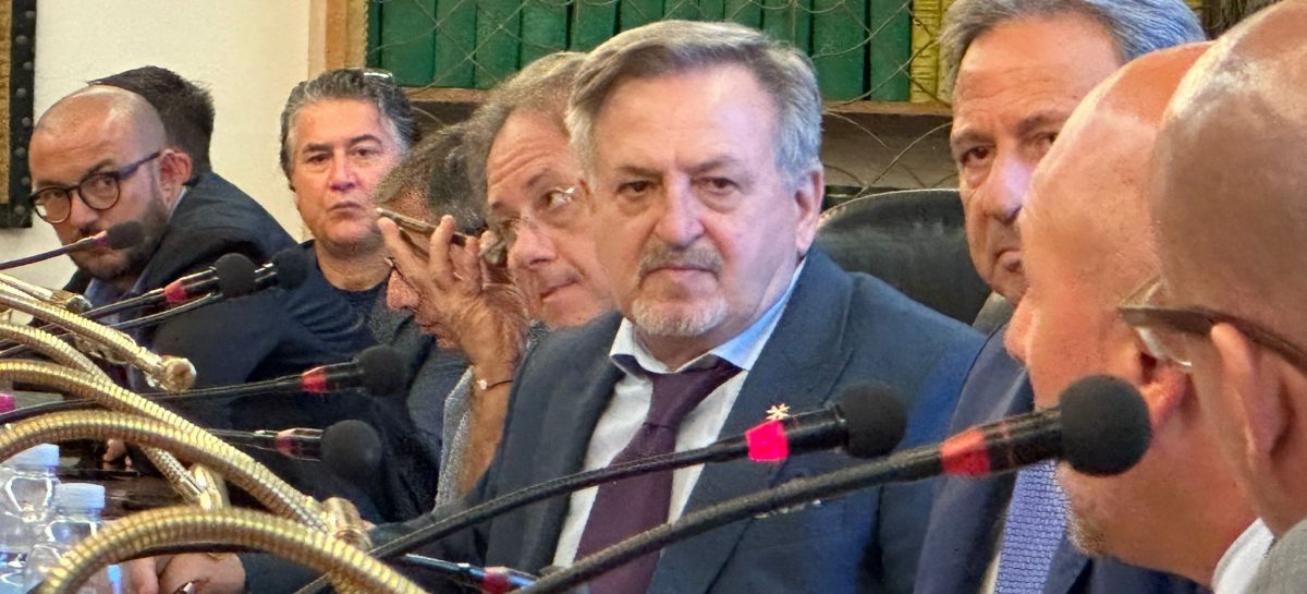 “La Puglia ponte nel Mediterraneo”: importante momento di dialogo e di confronto, organizzato dal Consigliere Regionale Puglia On. Paolo Pagliaro, presso la Camera di commercio di Lecce