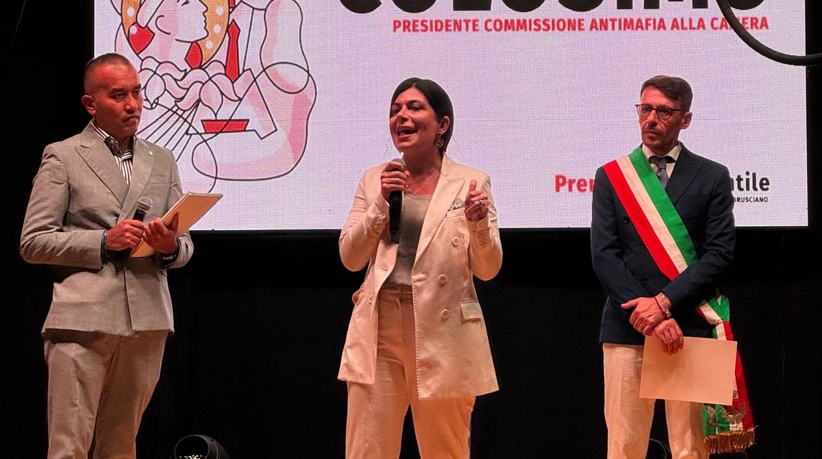 Chiara Colosimo: due anni all’Antimafia tra risultati di rilievo, ma anche polemiche e nodi irrisolti. Importante protocollo con Tik Tok contro apologia della criminalità