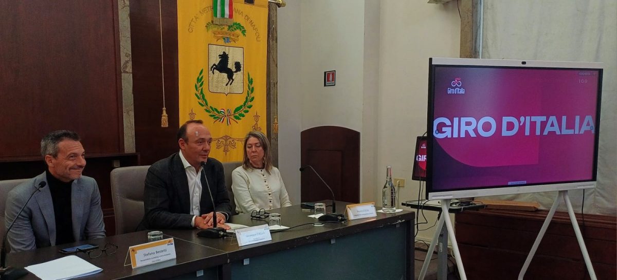 Giro d’Italia, Napoli capitale del Centro Sud: in Città Metropolitana l’incontro con tutte le città di tappa tra sinergie e strategie di marketing