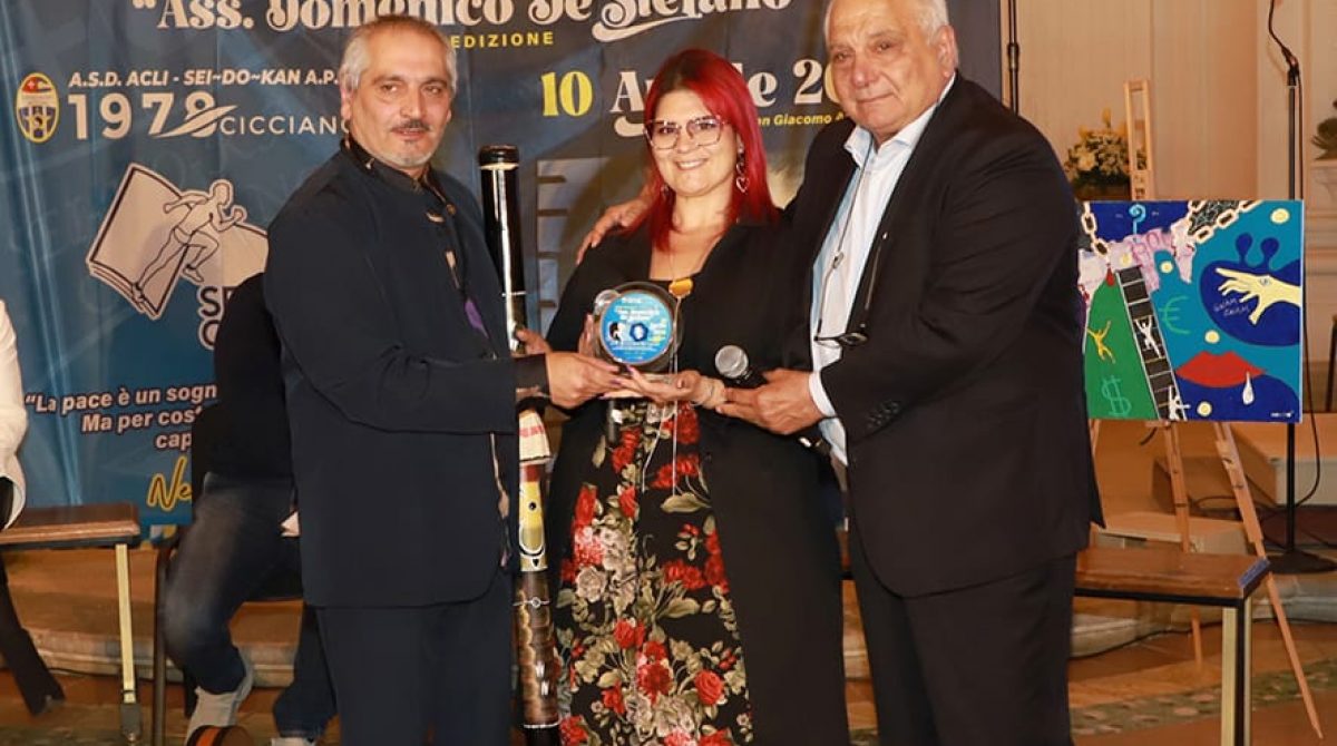 Cicciano, grande successo per  l’VIII edizione del Premio Nazionale “Ass. Domenico De Stefano”:  ecco gli ospiti intervenuti e i premiati