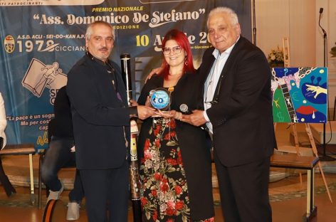 Cicciano, grande successo per  l’VIII edizione del Premio Nazionale “Ass. Domenico De Stefano”:  ecco gli ospiti intervenuti e i premiati