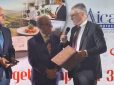 La Camera di Commercio di Napoli premia Michele Piccolo come eccellenza d’impresa per aver “umanizzato” il commercio. Piccolo “La differenza la fanno le persone”